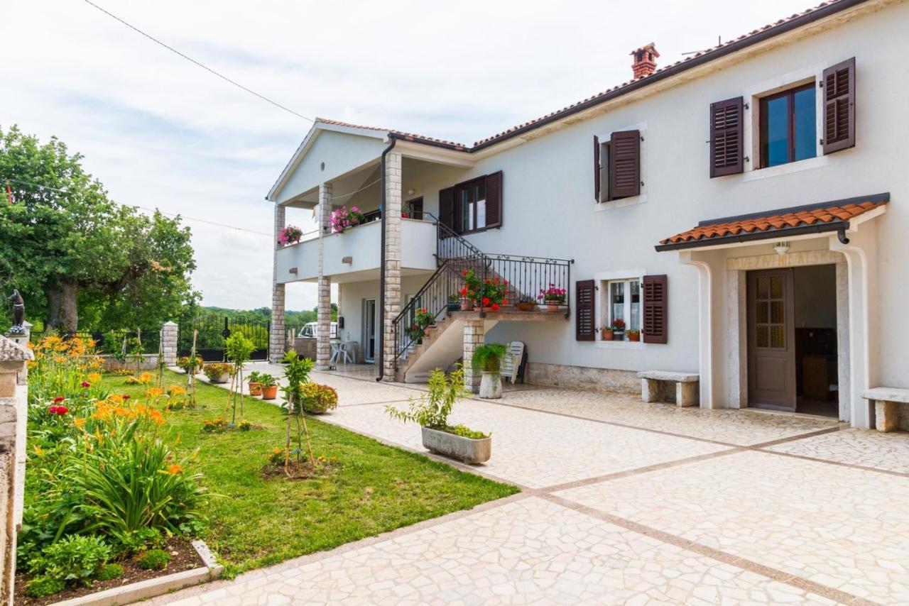 Lovely House Lindi In Poreč Eksteriør billede