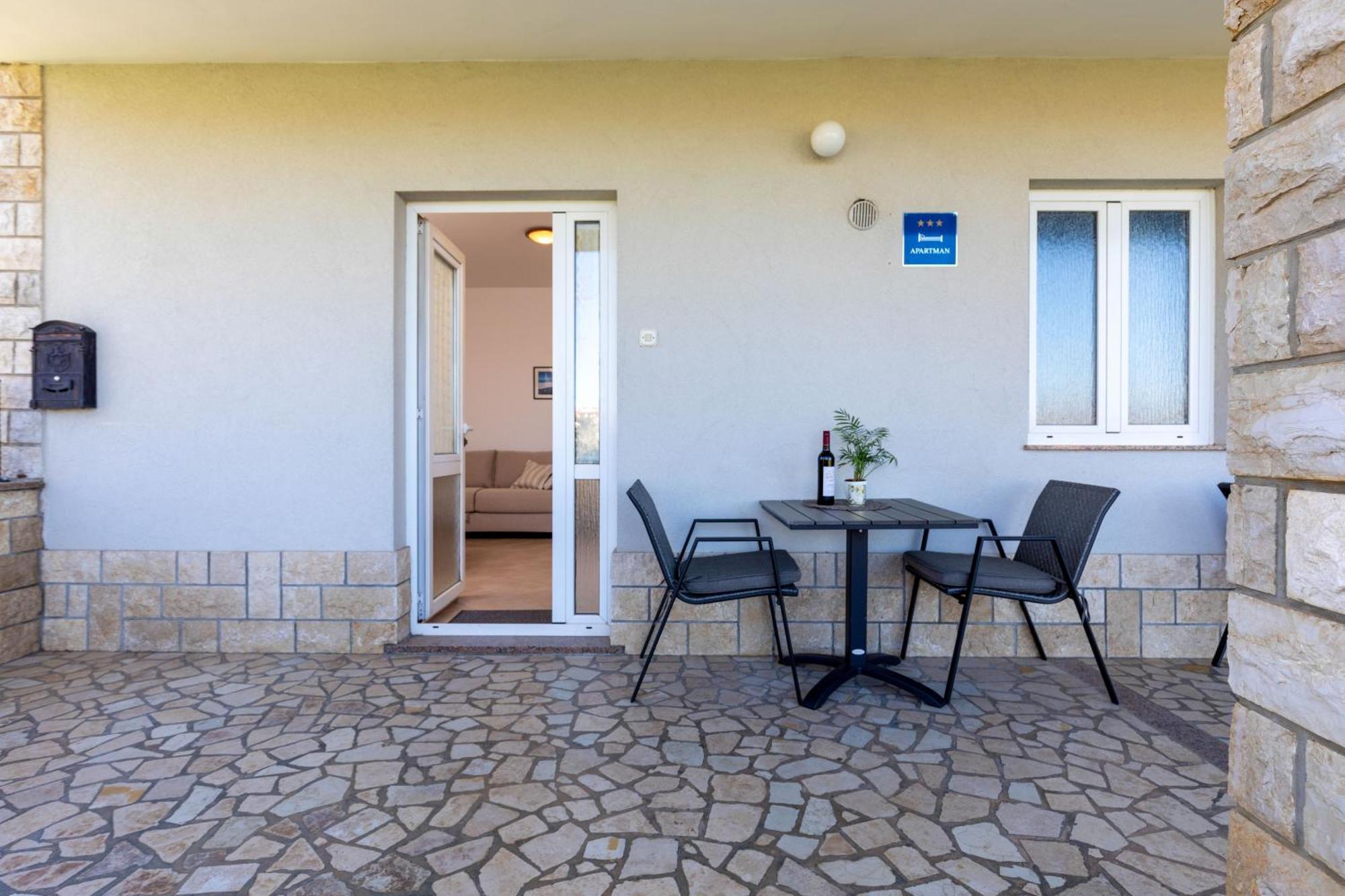 Lovely House Lindi In Poreč Eksteriør billede